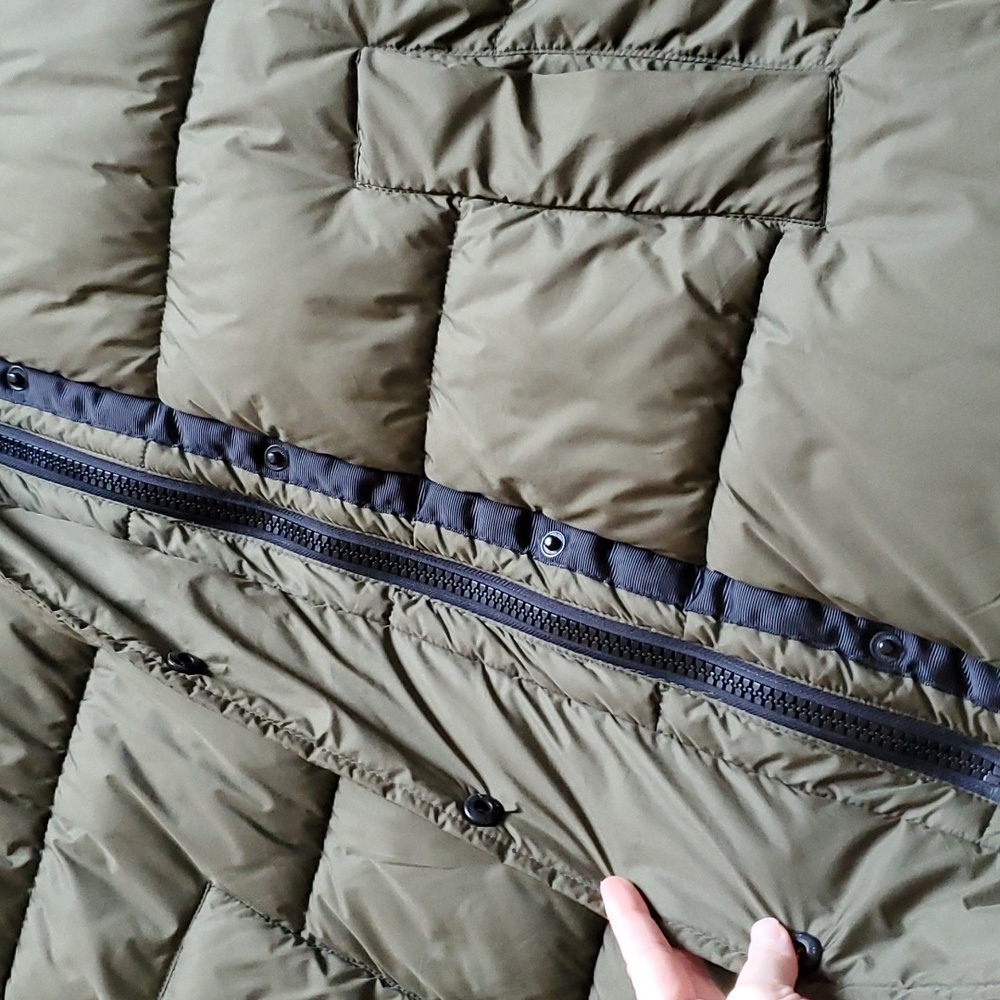Snow Jacket - Picture 4 of 8